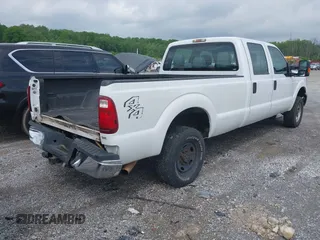 2015 Ford F-250 Lariat with VIN 1FT7W2B6XFEC33499, listed as a IAAI auction lot 42114064 with 215,314 mi miles and . Bid and sale history available at carsss.com. Image 4.