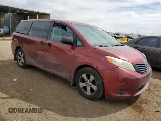 2011 Toyota Sienna with VIN 5TDZK3DC6BS032409, listed as a Copart auction lot 50069725 with 231,085 mi miles and Salvage Title. Bid and sale history available at carsss.com. Image 4.