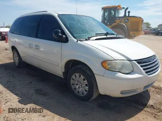 2006 Chrysler Town & Country LWB LX with VIN 2A4GP44RX6R799790, listed as a IAAI auction lot 41890709 with 151,443 mi miles. Bid and sale history available at carsss.com. Image 1.