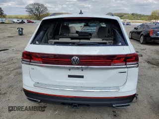 2024 Volkswagen Atlas SE with VIN 1V2KR2CA0RC551778, listed as a Copart auction lot 55583095 with 10,854 mi miles and Salvage title. Bid and sale history available at DreamBid. Image 6.