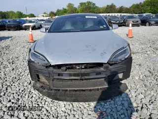 2017 Tesla Model S 60 with VIN 5YJSA1E15HF203248, listed as a Copart auction lot 54923855 with 84,214 mi miles and Salvage title. Bid and sale history available at DreamBid. Image 5.