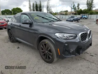 2022 BMW X4 xDrive30i with VIN 5UX33DT04N9K26566, listed as a Copart auction lot 53396153 with 17,595 mi miles. Bid and sale history available at carsss.com. Image 4.