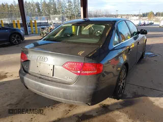2010 Audi A4 Premium Plus z VIN WAUFFAFL2AN031638, wystawiony jako IAAI lot #41479290 z przebiegiem 162 200 mil mil oraz . Historia ofert i sprzedaży dostępna na DreamBid. Obrazek 4.