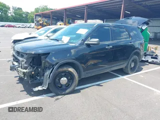 2017 Ford Police Interceptor Utility z VIN 1FM5K8AR6HGC26411, wystawiony jako IAAI lot #42685189 z przebiegiem 75 687 mil mil oraz . Historia ofert i sprzedaży dostępna na DreamBid. Obrazek 17.