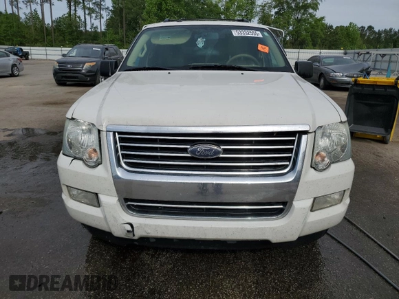 2010 Ford Explorer XLT z VIN 1FMEU6DE2AUA60922, wystawiony jako Copart lot #53332555 z przebiegiem 239 061 mil mil oraz Szkoda całkowita • Salvage title. Historia ofert i sprzedaży dostępna na DreamBid. Obrazek 5.