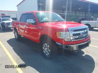 2013 Ford F-150 XL with VIN 1FTFW1EF8DFA85118, listed as a IAAI auction lot 41875302 with 118,377 mi miles. Bid and sale history available at carsss.com. Image 1.