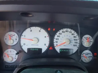 2004 Dodge Ram 2500 SLT with VIN 3D7KU28C34G206279, listed as a Copart auction lot 68125394 with 193,493 mi miles and Salvage Title. Bid and sale history available at carsss.com. Image 9.
