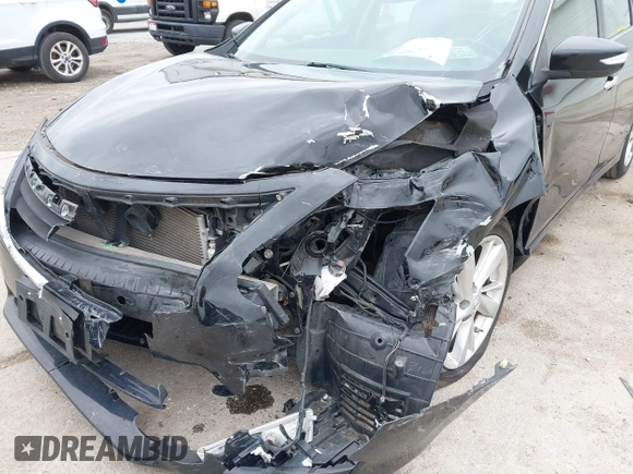 2014 Nissan Altima SV with VIN 1N4AL3APXEC166109, listed as a IAAI auction lot 41919039 with 172,087 mi miles and . Bid and sale history available at DreamBid. Image 6.