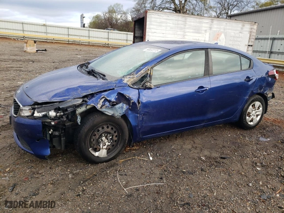 2018 Kia Forte LX with VIN 3KPFK4A7XJE167689, listed as a Copart auction lot 50832275 with 68,069 mi miles and Salvage Title. Bid and sale history available at carsss.com. Image 1.