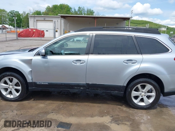 2014 Subaru Outback Premium with VIN 4S4BRBCC3E3288467, listed as a IAAI auction lot 41921864 with 171,264 mi miles and . Bid and sale history available at DreamBid. Image 14.