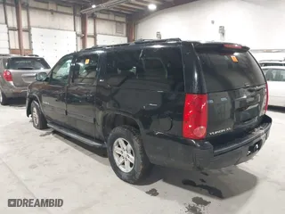 2013 GMC Yukon XL SLT with VIN 1GKS2KE70DR296356, listed as a IAAI auction lot 41986948 with 274,445 mi miles. Bid and sale history available at carsss.com. Image 3.