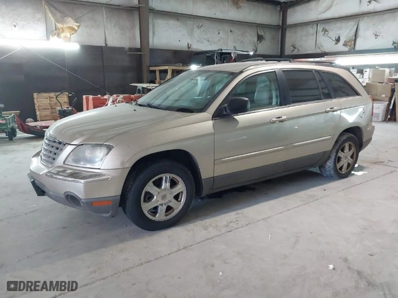 2006 Chrysler Pacifica Touring with VIN 2A8GM68436R622418, listed as a IAAI auction lot 41333744 with 147,104 mi miles. Bid and sale history available at carsss.com. Image 2.