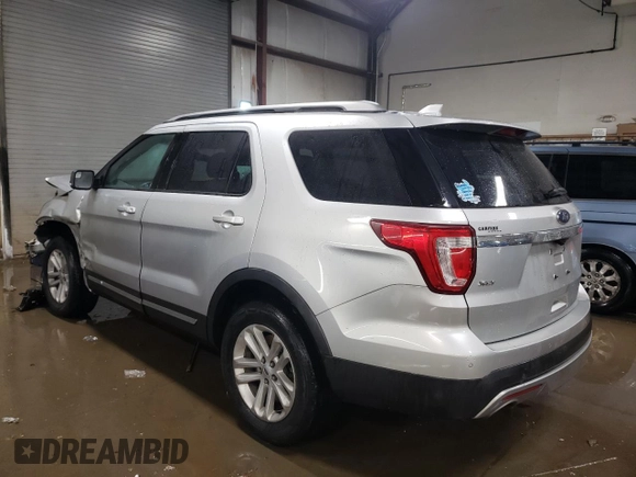 2016 Ford Explorer XLT with VIN 1FM5K7D87GGA25726, listed as a Copart auction lot 45741485 with 94,461 mi miles and Salvage Title. Bid and sale history available at DreamBid. Image 2.
