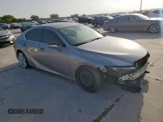 2021 Lexus IS 300 z VIN JTHAA1D26M5112909, wystawiony jako Copart lot #65424005 z przebiegiem 44 882 mil mil oraz Czysty tytuł • Clean title. Historia ofert i sprzedaży dostępna na DreamBid. Obrazek 4.