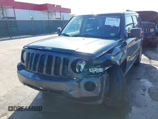 2008 Jeep Patriot Sport z VIN 1J8FT28WX8D519480, wystawiony jako IAAI lot #42119775 z przebiegiem 162 594 mil mil oraz . Historia ofert i sprzedaży dostępna na DreamBid. Obrazek 6.