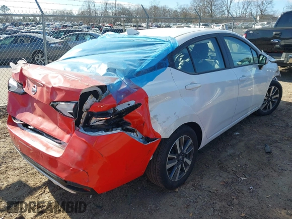 2022 Nissan Versa SV z VIN 3N1CN8EV0NL839211, wystawiony jako IAAI lot #41362397 z przebiegiem 7 670 mil mil oraz . Historia ofert i sprzedaży dostępna na DreamBid. Obrazek 4.