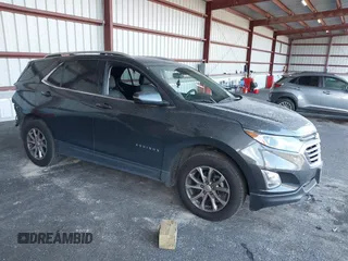 2018 Chevrolet Equinox LT with VIN 2GNAXSEV7J6263151, listed as a IAAI auction lot 40644330 with 136,428 mi miles. Bid and sale history available at carsss.com. Image 1.