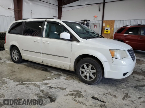 2010 Chrysler Town & Country Touring z VIN 2A4RR5D1XAR492731, wystawiony jako Copart lot #89331835 z przebiegiem 209 381 mil mil oraz Szkoda całkowita • Salvage title. Historia ofert i sprzedaży dostępna na DreamBid. Obrazek 4.