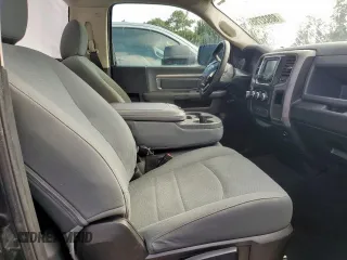 2017 Ram 1500 Tradesman z VIN 3C6JR6AG4HG636931, wystawiony jako Copart lot #60932795 z przebiegiem 157 961 mil mil oraz Szkoda całkowita • Salvage title. Historia ofert i sprzedaży dostępna na DreamBid. Obrazek 10.