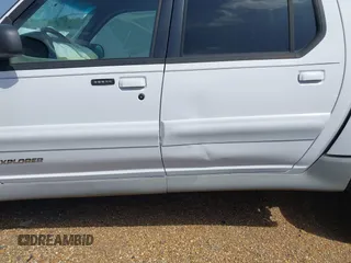 2002 Ford Explorer Sport Trac Value with VIN 1FMZU67E52UA92018, listed as a IAAI auction lot 42214955 with 146,085 mi miles and . Bid and sale history available at DreamBid. Image 18.