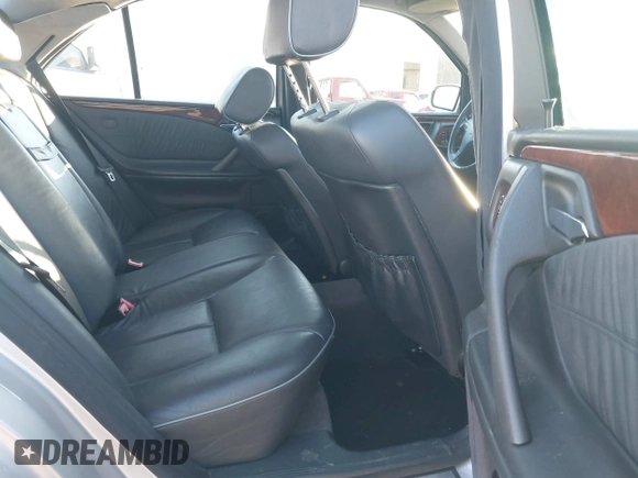2002 Mercedes-Benz E 320 with VIN WDBJF70J52B431704, listed as a IAAI auction lot 41304419 with 271,140 mi miles and . Bid and sale history available at DreamBid. Image 8.