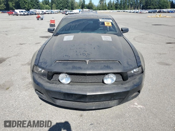 2011 Ford Mustang V6 with VIN 1ZVBP8AM5B5110386, listed as a Copart auction lot 64086075 with 90,081 mi miles and Clean title. Bid and sale history available at DreamBid. Image 5.