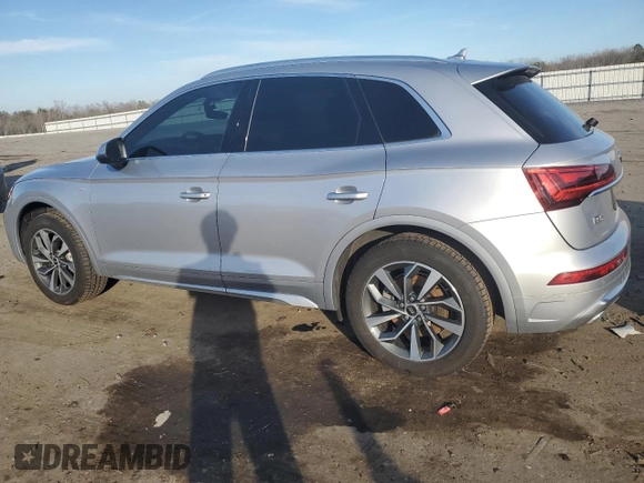 2022 Audi Q5 S line Premium Plus with VIN WA1EAAFY0N2109148, listed as a Copart auction lot 46597205 with 31,851 mi miles and Salvage Title. Bid and sale history available at carsss.com. Image 2.