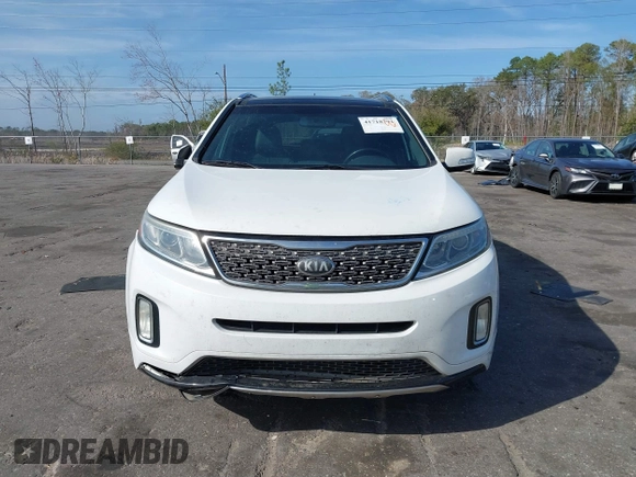 2014 Kia Sorento SX with VIN 5XYKW4A78EG471101, listed as a IAAI auction lot 41718791 with 160,968 mi miles. Bid and sale history available at carsss.com. Image 12.