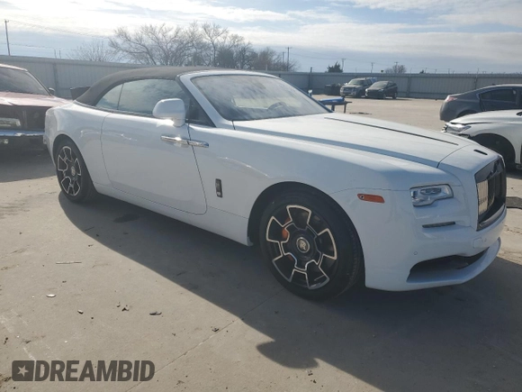 2019 Rolls-Royce Dawn z VIN SCA666D58KU118169, wystawiony jako Copart lot #86595254 z przebiegiem 20 442 mil mil oraz Szkoda całkowita • Salvage title. Historia ofert i sprzedaży dostępna na DreamBid. Obrazek 4.