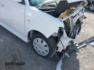 2006 Scion xB z VIN JTLKT334164044417, wystawiony jako IAAI lot #42113401 z przebiegiem 125 982 mil mil oraz . Historia ofert i sprzedaży dostępna na DreamBid. Obrazek 17.