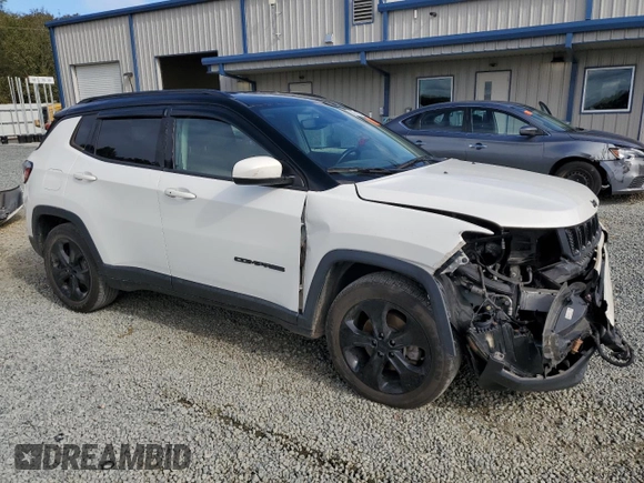 2020 Jeep Compass Altitude with VIN 3C4NJCBBXLT176726, listed as a Copart auction lot 79712814 with 108,631 mi miles and Salvage Title. Bid and sale history available at carsss.com. Image 4.