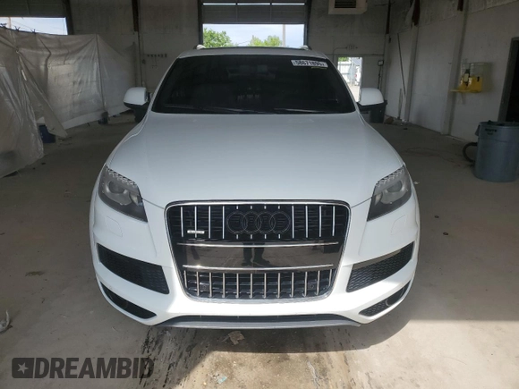2014 Audi Q7 S line Prestige with VIN WA1DGAFE6ED006627, listed as a Copart auction lot 58671895 with 128,233 mi miles and Clean title. Bid and sale history available at DreamBid. Image 5.