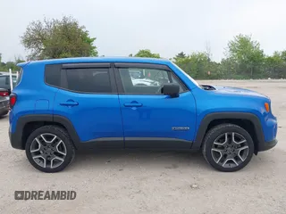 2020 Jeep Renegade Sport z VIN ZACNJBAB1LPL99916, wystawiony jako IAAI lot #42392529 z przebiegiem 31 327 mil mil oraz . Historia ofert i sprzedaży dostępna na DreamBid. Obrazek 13.