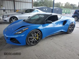2024 Lotus Emira First Edition z VIN SCCLEKAX2RHA11233, wystawiony jako Copart lot #72567594 z przebiegiem 1572 mil mil oraz Szkody całkowita. Historia ofert i sprzedaży dostępna na DreamBid. Obrazek 1.