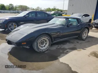 1979 Chevrolet Corvette z VIN 1Z8749S415295, wystawiony jako Copart lot #56894185 z przebiegiem 32 006 mil mil oraz Czysty tytuł • Clean title. Historia ofert i sprzedaży dostępna na DreamBid. Obrazek 1.