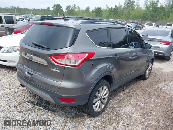 2013 Ford Escape SEL with VIN 1FMCU0HX4DUC83404, listed as a IAAI auction lot 41285095 with 199,024 mi miles. Bid and sale history available at carsss.com. Image 4.