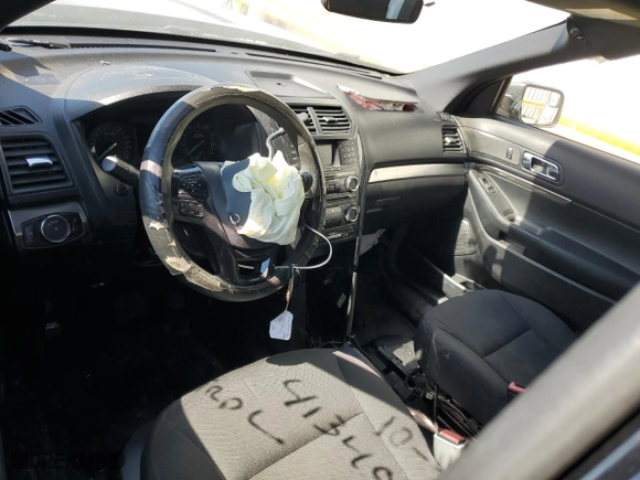2017 Ford Police Interceptor Utility with VIN 1FM5K8AT9HGA79352, listed as a Copart auction lot 76532724 with 0 mi miles and Salvage Title. Bid and sale history available at carsss.com. Image 8.