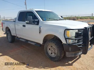 2017 Ford F-250 XLT с VIN 1FT7X2B69HEB92248, выставлен на аукционе IAAI как лот 42256809 с пробегом 128 110 миль миль и . История ставок и продаж доступна на DreamBid. Изображение 13.