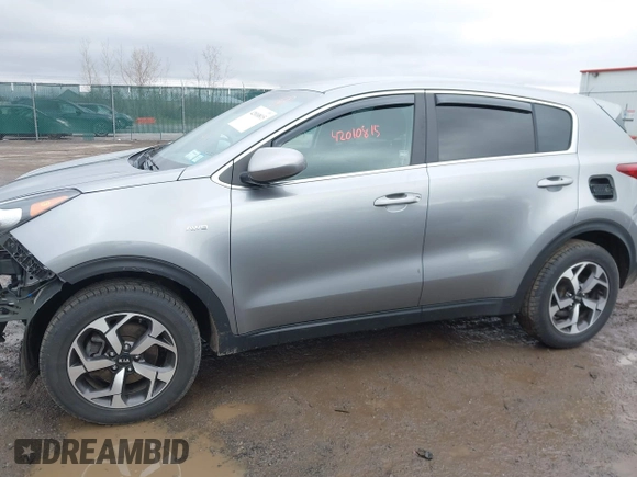 2020 Kia Sportage LX with VIN KNDPMCAC3L7805385, listed as a IAAI auction lot 42010815 with 44,768 mi miles. Bid and sale history available at carsss.com. Image 15.