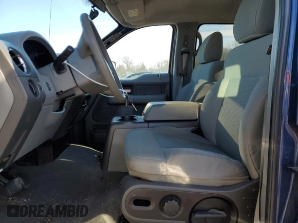 2007 Ford F-150 XLT z VIN 1FTPW04557KB83543, wystawiony jako Copart lot #45910455 z przebiegiem 133 987 mil mil oraz Czysty tytuł • Clean title. Historia ofert i sprzedaży dostępna na DreamBid. Obrazek 7.