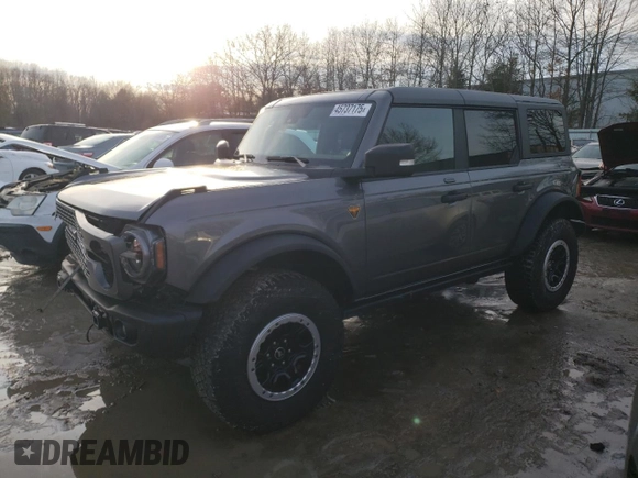2022 Ford Bronco with VIN 1FMEE5DP3NLB87781, listed as a Copart auction lot 45737175 with 39,760 mi miles and Salvage title. Bid and sale history available at DreamBid. Image 1.