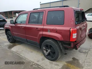2014 Jeep Patriot Latitude with VIN 1C4NJPFA8ED818233, listed as a Copart auction lot 43947895 with 142,474 mi miles and Salvage Title. Bid and sale history available at carsss.com. Image 2.