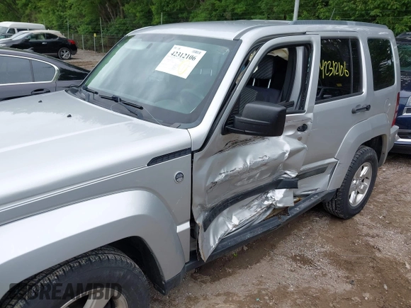 2011 Jeep Liberty Sport Jet with VIN 1J4PN2GK9BW527970, listed as a IAAI auction lot 42312106 with 195,475 mi miles and . Bid and sale history available at DreamBid. Image 6.