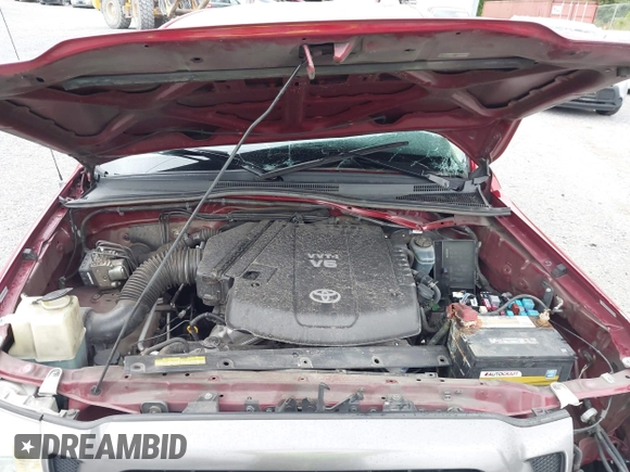 2005 Toyota Tacoma z VIN 5TEUU42N05Z130535, wystawiony jako IAAI lot #42220806 z przebiegiem 141 370 mil mil oraz . Historia ofert i sprzedaży dostępna na DreamBid. Obrazek 10.