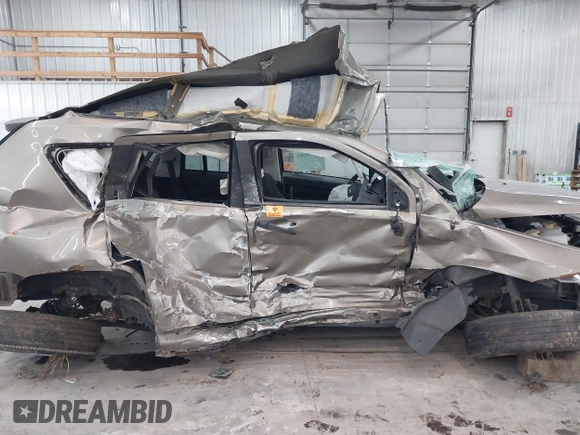 2008 Jeep Compass Sport with VIN 1J8FT47W68D580323, listed as a IAAI auction lot 41339594 with Not Provided miles. Bid and sale history available at carsss.com. Image 13.
