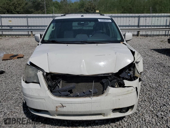 2010 Chrysler Town & Country Touring Plus with VIN 2A4RR8D10AR320628, listed as a Copart auction lot 52600425 with 179,594 mi miles and Salvage Title. Bid and sale history available at DreamBid. Image 5.