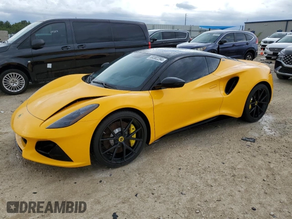 2024 Lotus Emira First Edition z VIN SCCLEKAXXRHB11497, wystawiony jako Copart lot #69382294 z przebiegiem 257 mil mil oraz Szkody całkowita. Historia ofert i sprzedaży dostępna na DreamBid. Obrazek 1.