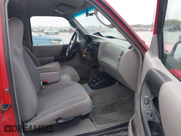 1998 Ford Ranger XL z VIN 1FTZR15X3WPB64626, wystawiony jako IAAI lot #42318798 z przebiegiem 120 623 mil mil oraz . Historia ofert i sprzedaży dostępna na DreamBid. Obrazek 5.