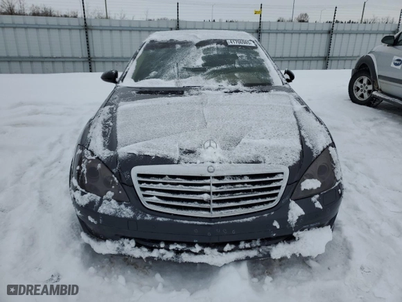 2009 Mercedes-Benz S-Class 5.5L V8 with VIN WDDNG86X79A258534, listed as a Copart auction lot 41706985 with 231,098 mi miles and Salvage Title. Bid and sale history available at carsss.com. Image 5.
