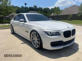 2010 BMW 7 Series 750Li z VIN WBAKB8C58ACY64395, wystawiony jako Copart lot #41547175 z przebiegiem 137 375 mil mil oraz Szkoda całkowita • Salvage title. Historia ofert i sprzedaży dostępna na DreamBid. Obrazek 1.